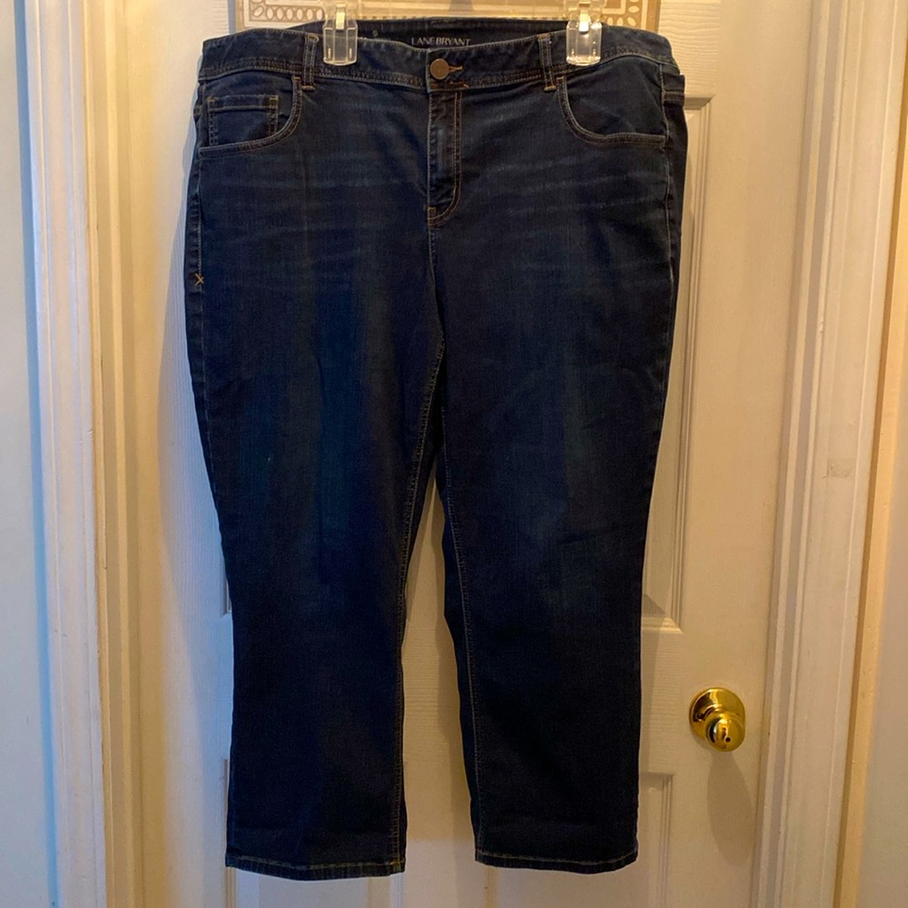 Lane Bryant 22 crop. Dark wash. EUC